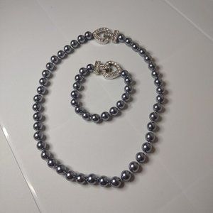 Metal Bead With Decorative Clasps Necklace And Bracelet Set